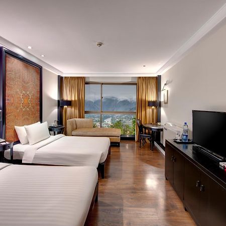 Pearl Continental Hotel, Muzaffarabad Zewnętrze zdjęcie